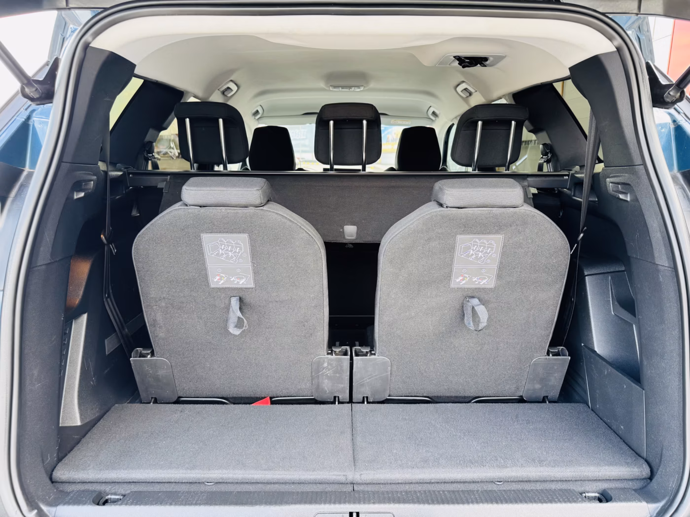 Peugeot 5008 фото 9