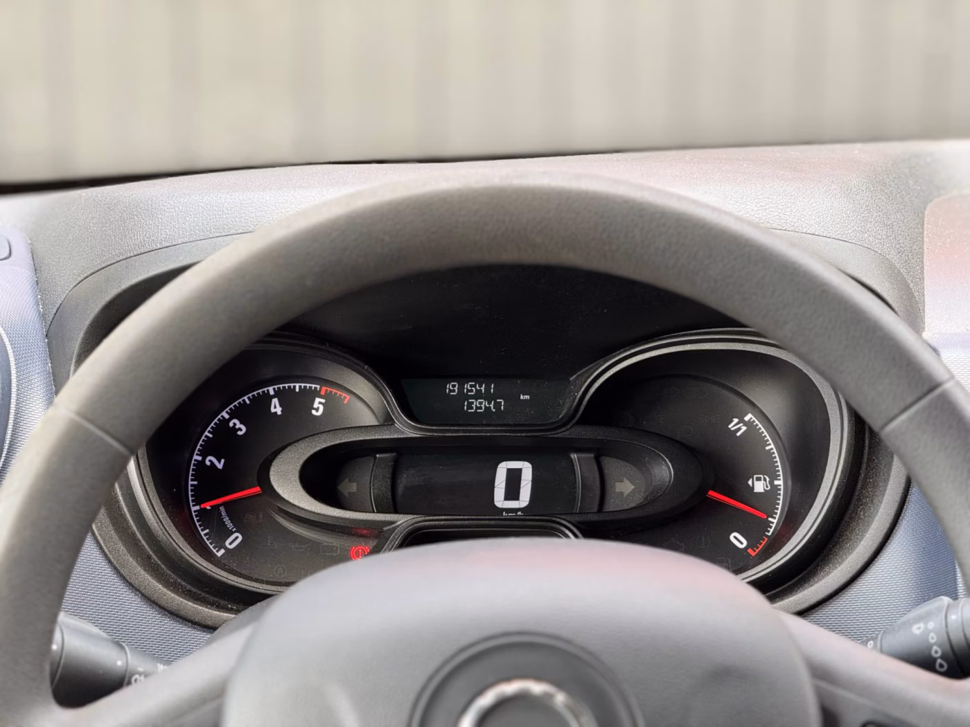 Opel Vivaro фото 15