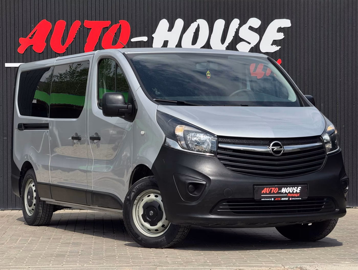 Opel Vivaro фото 3