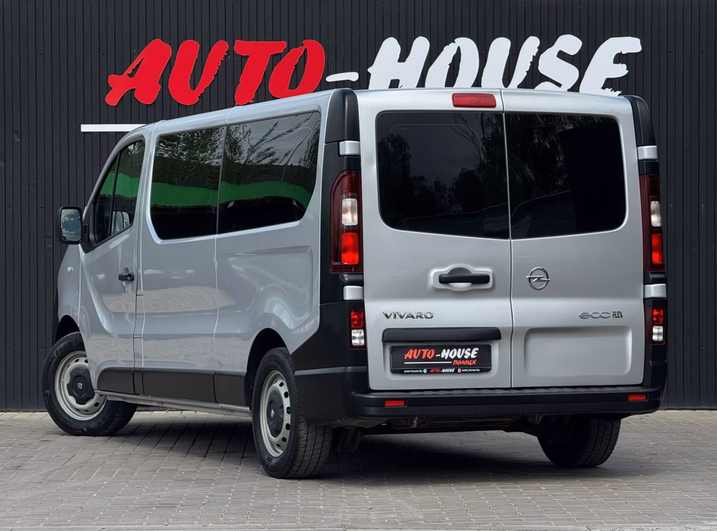 Opel Vivaro фото 4