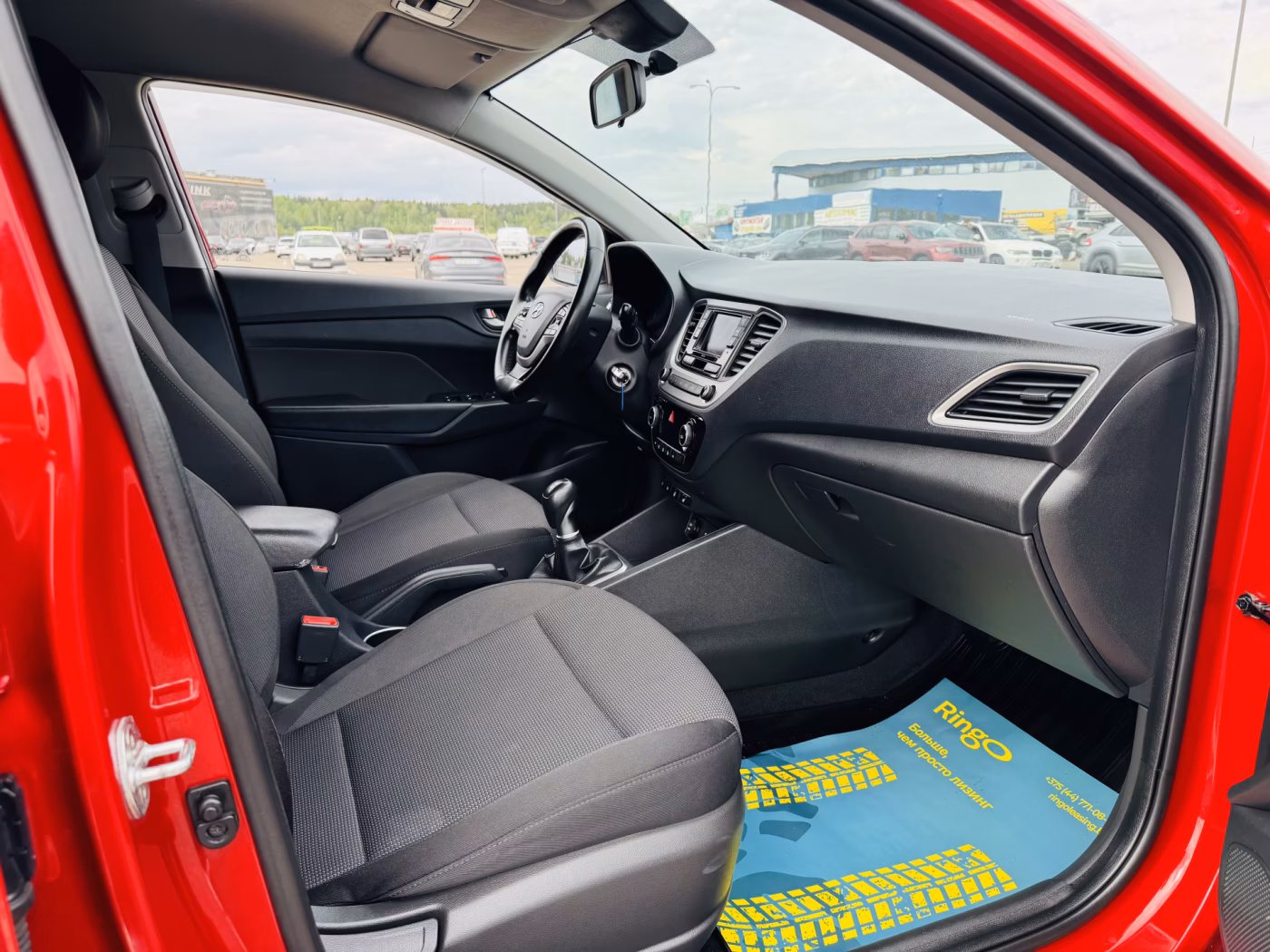 Hyundai Solaris фото 8