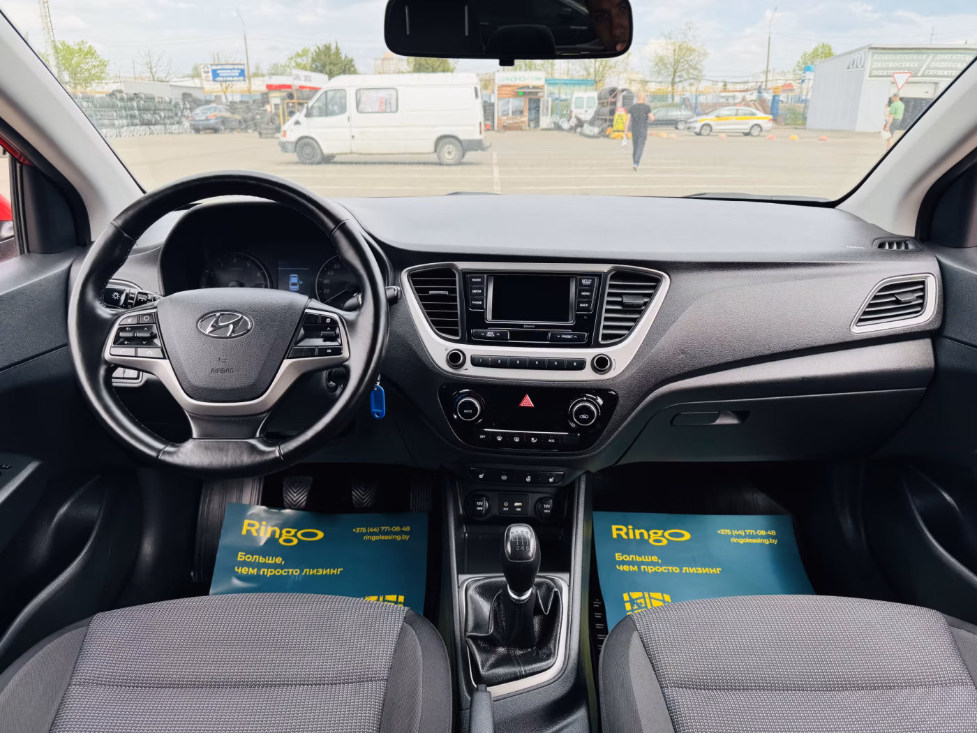 Hyundai Solaris фото 9