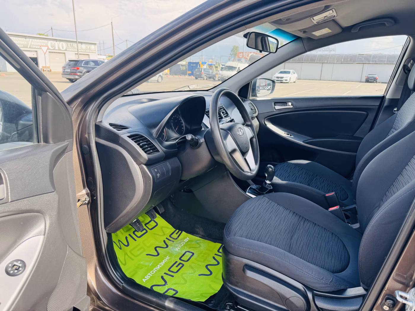 Hyundai Solaris фото 5