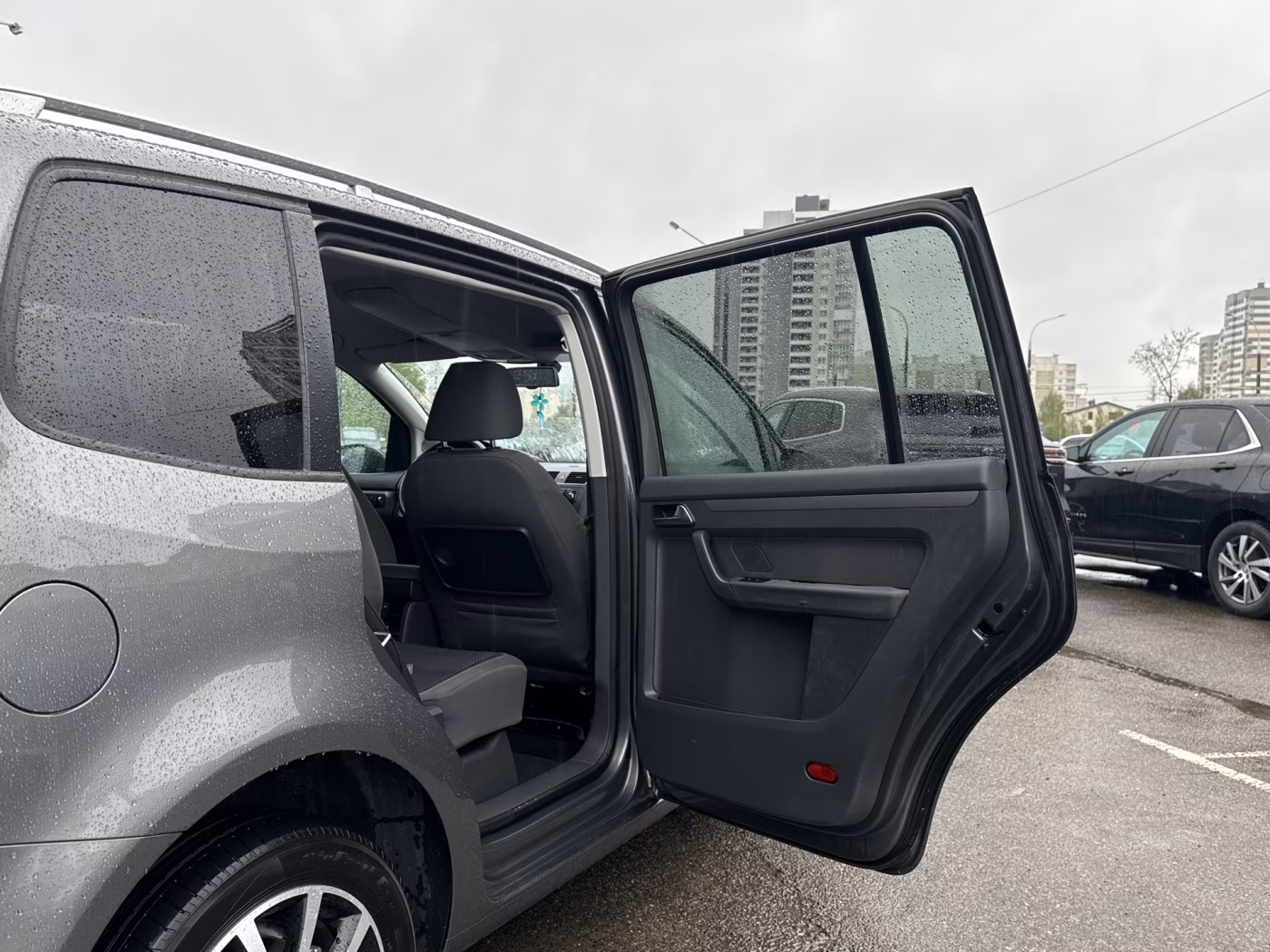 Volkswagen Touran фото 14