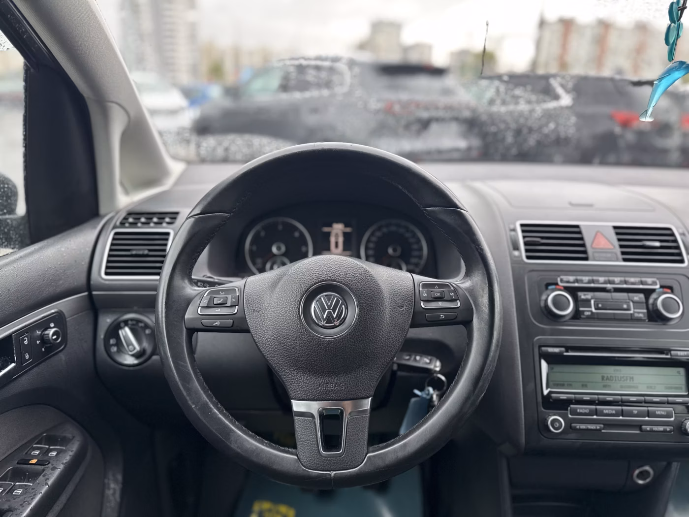 Volkswagen Touran фото 23