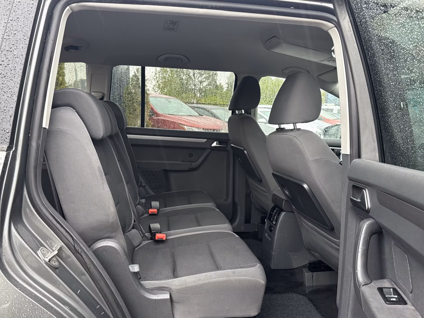 Volkswagen Touran фото 15