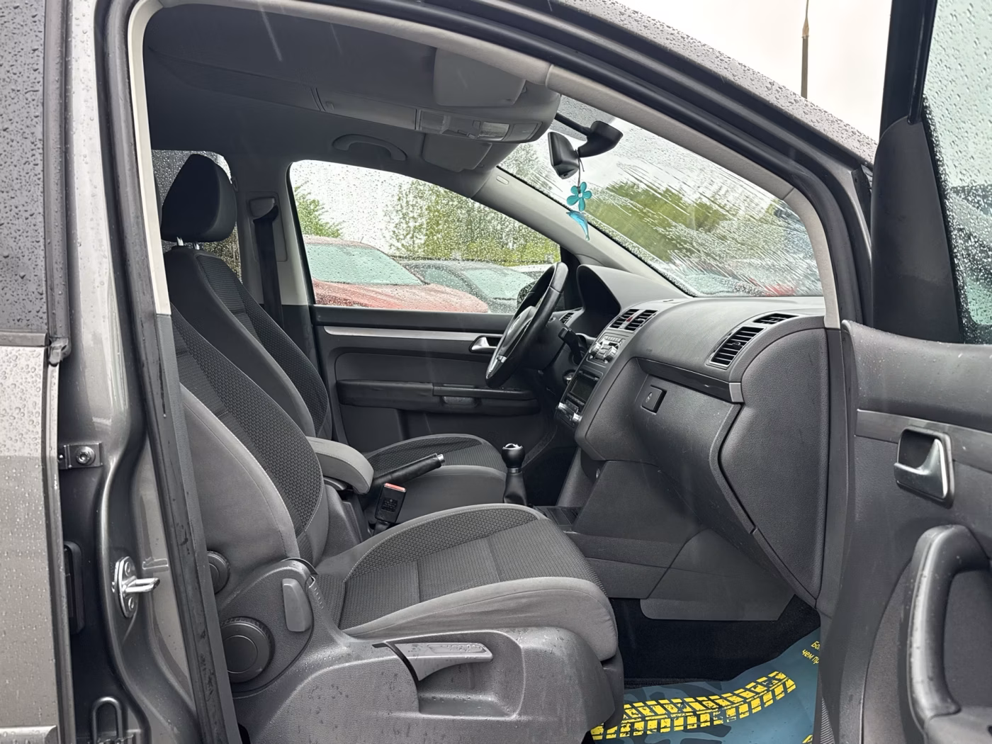 Volkswagen Touran фото 17