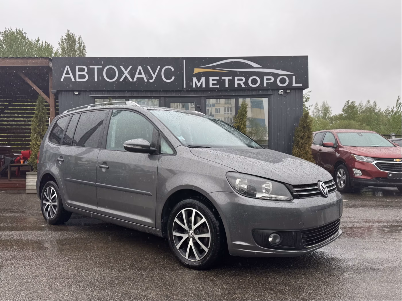 Volkswagen Touran фото 2