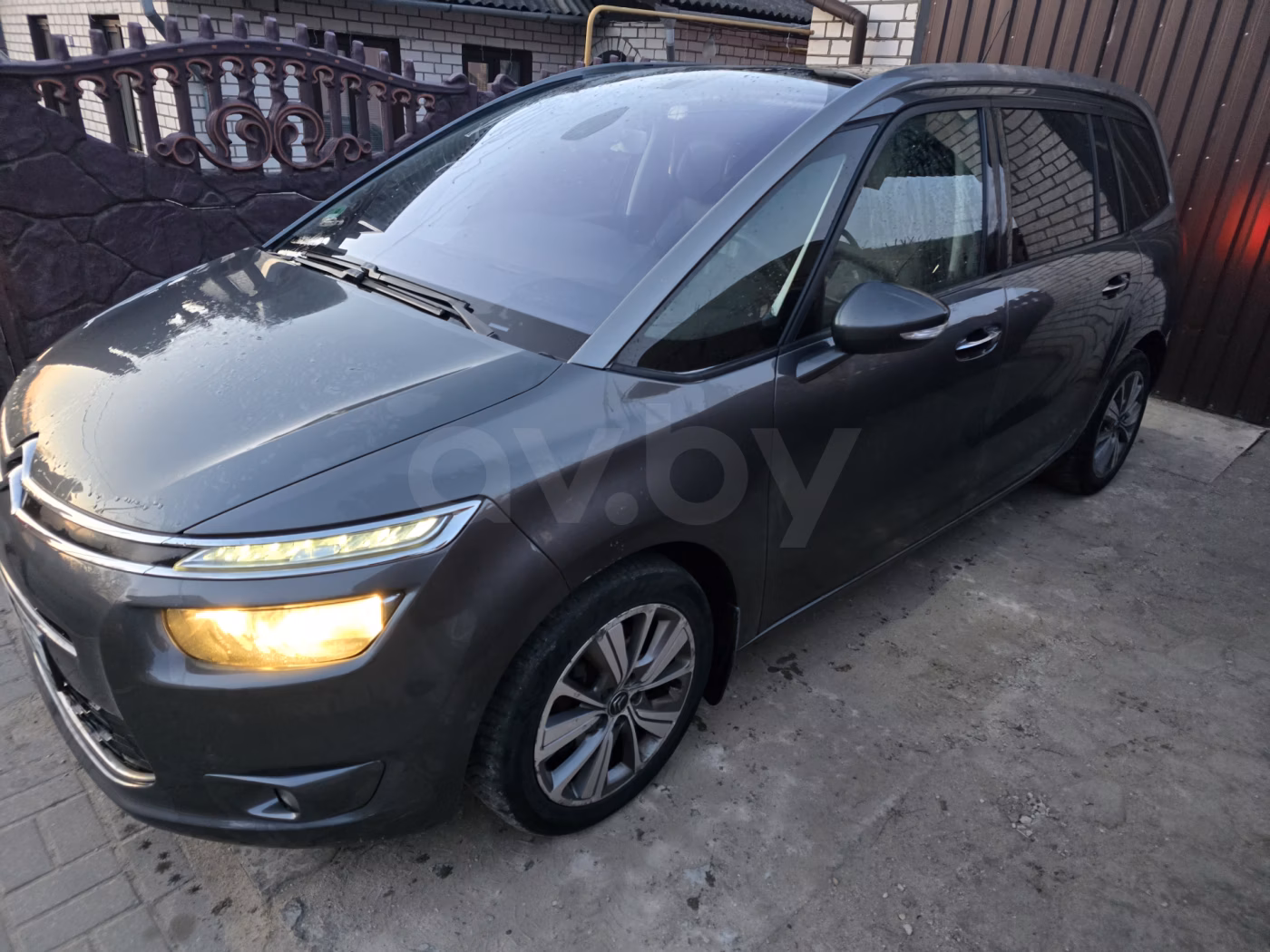 Citroen C4 Grand Picasso фото 3