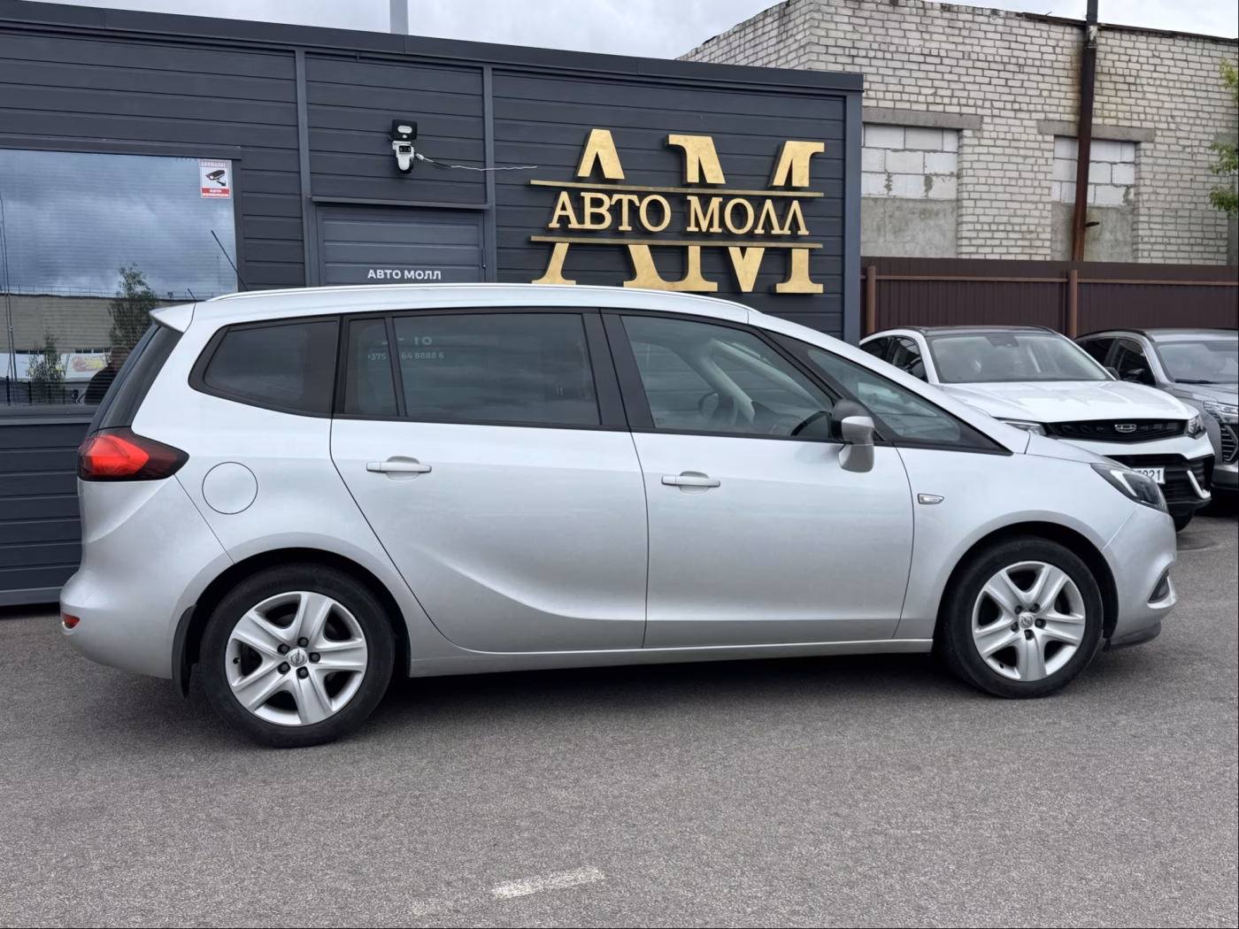 Opel Zafira фото 7