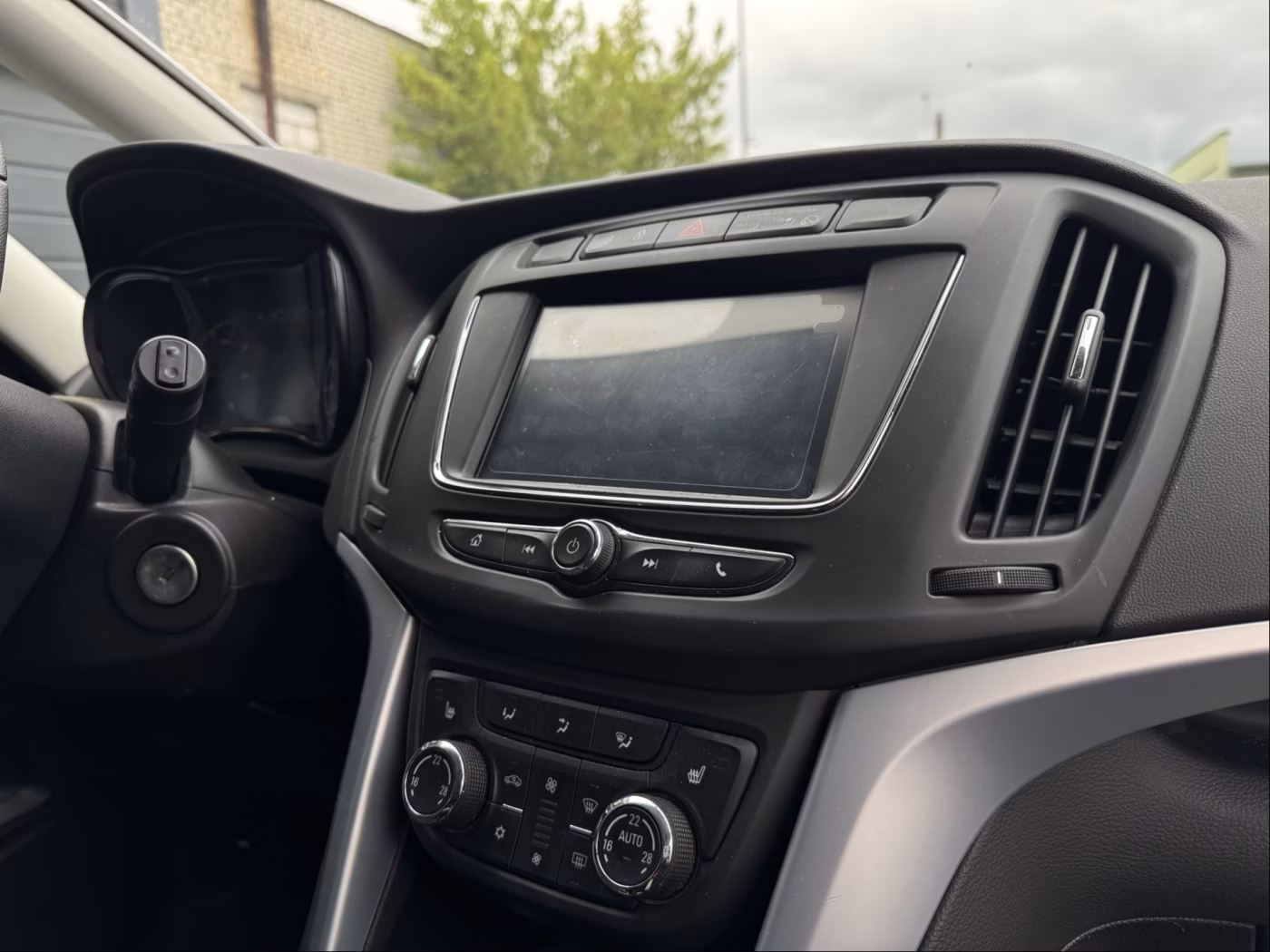 Opel Zafira фото 15