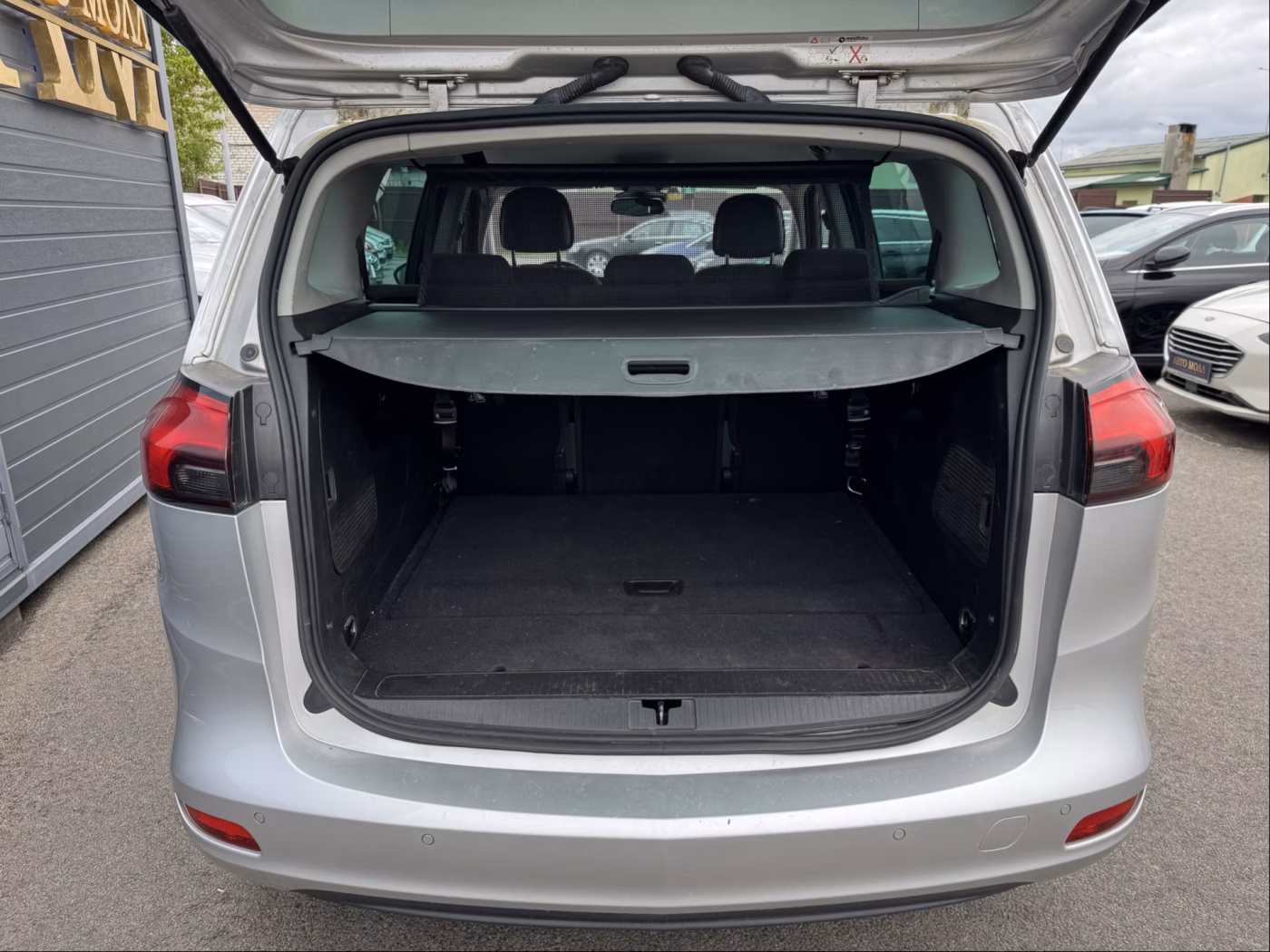 Opel Zafira фото 17