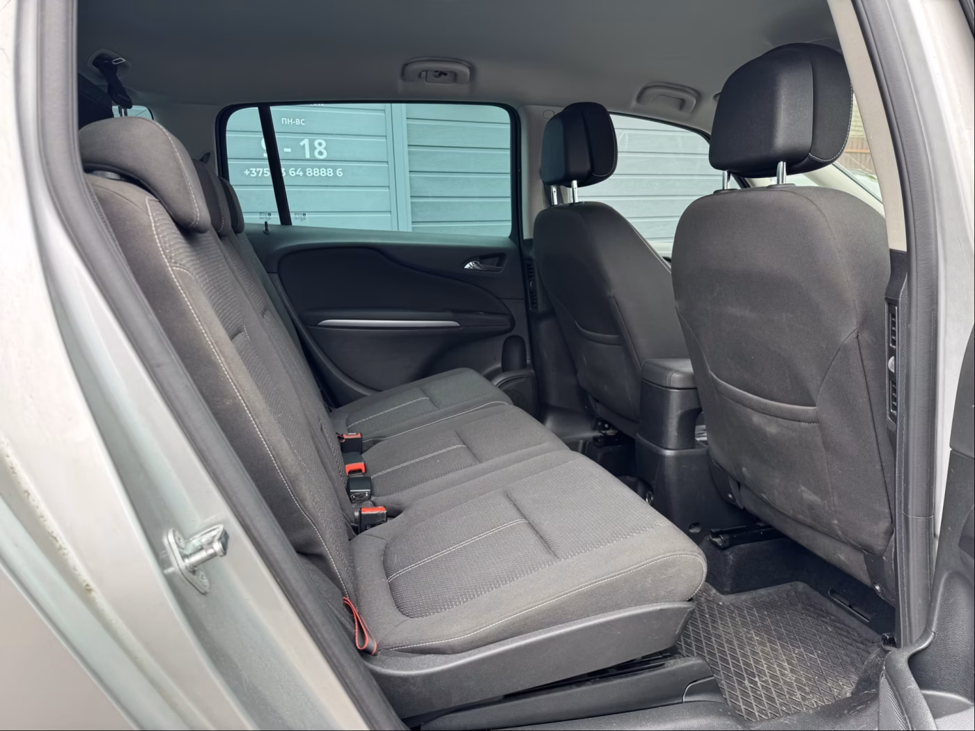 Opel Zafira фото 16