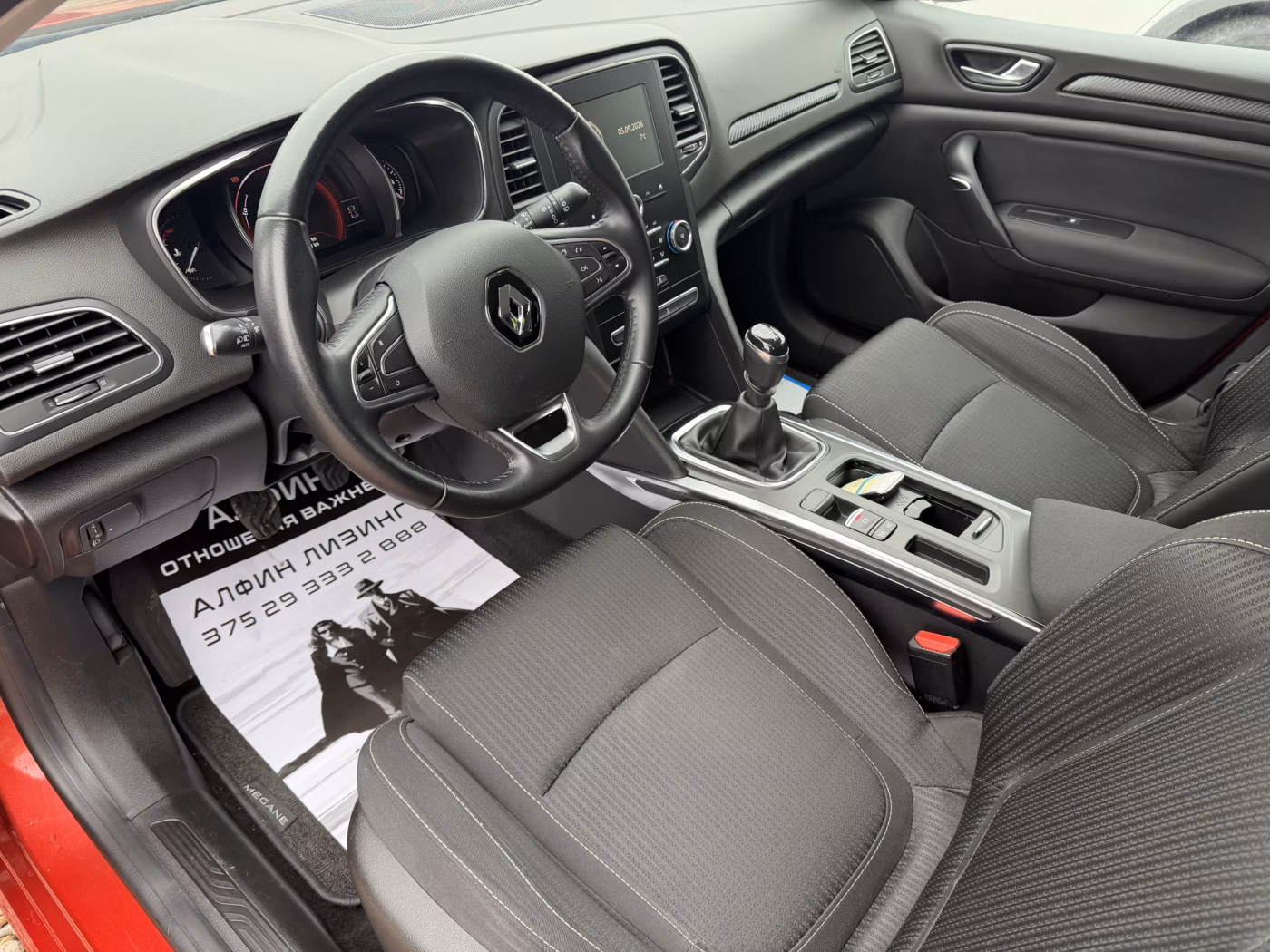 Renault Megane фото 14