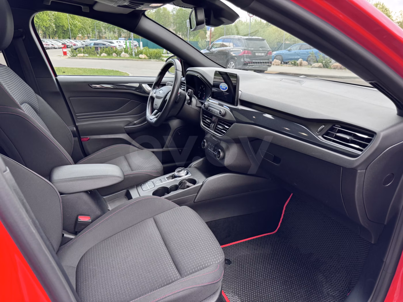 Ford Focus фото 10