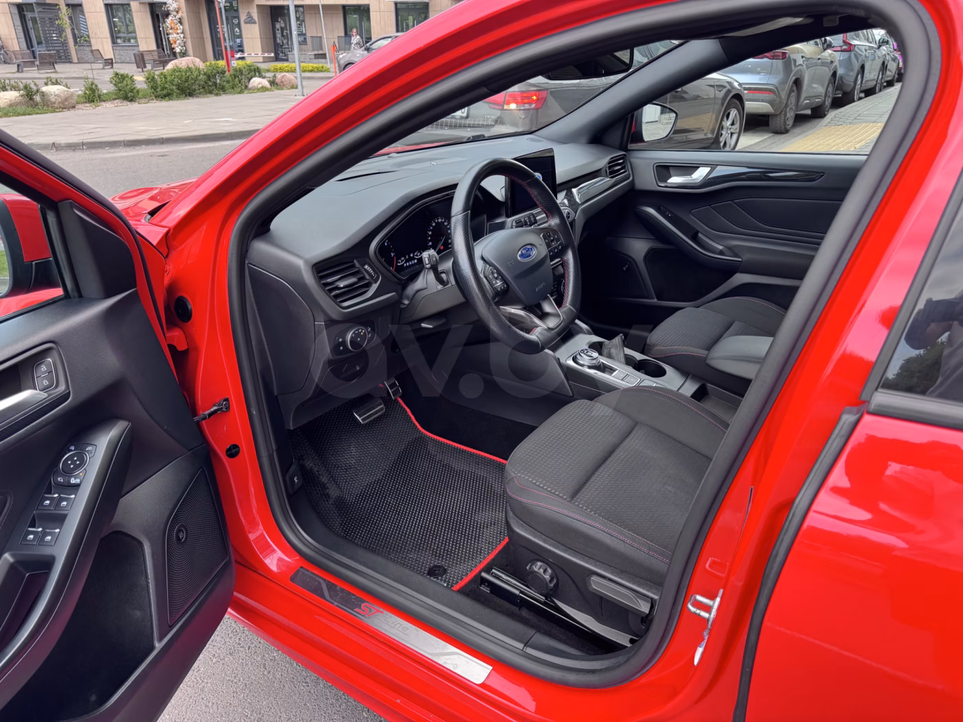 Ford Focus фото 12