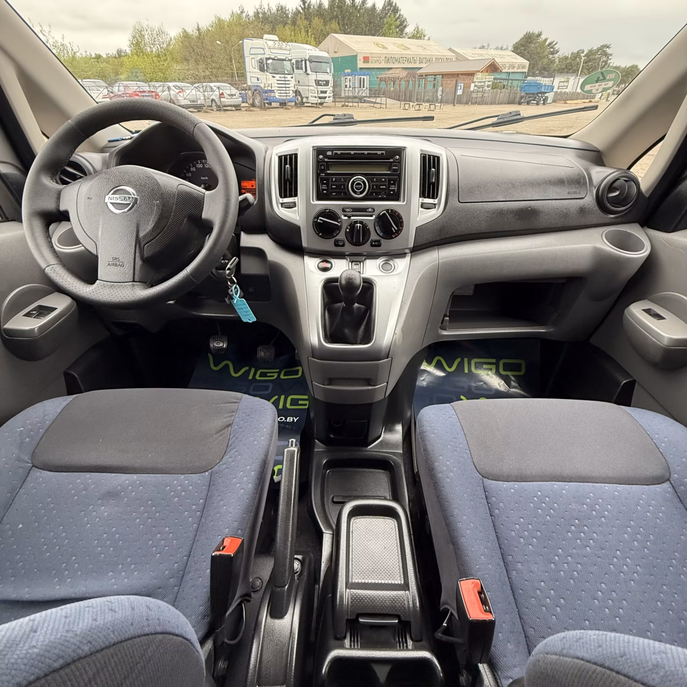 Nissan NV200 фото 9
