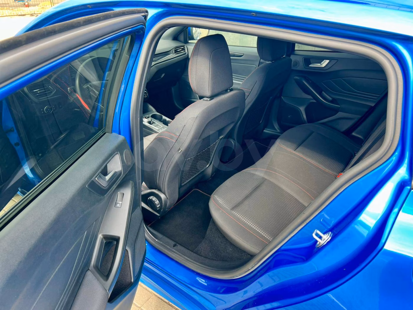Ford Focus фото 11