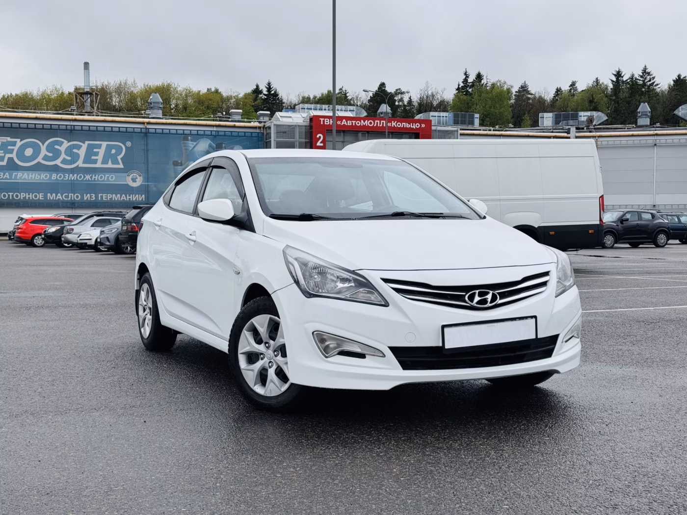 Hyundai Solaris фото 3