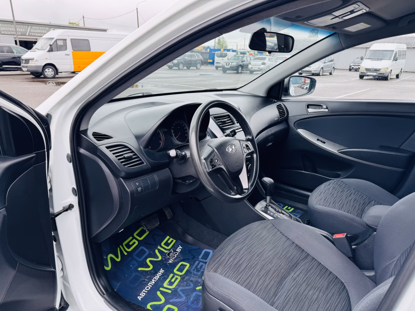 Hyundai Solaris фото 5