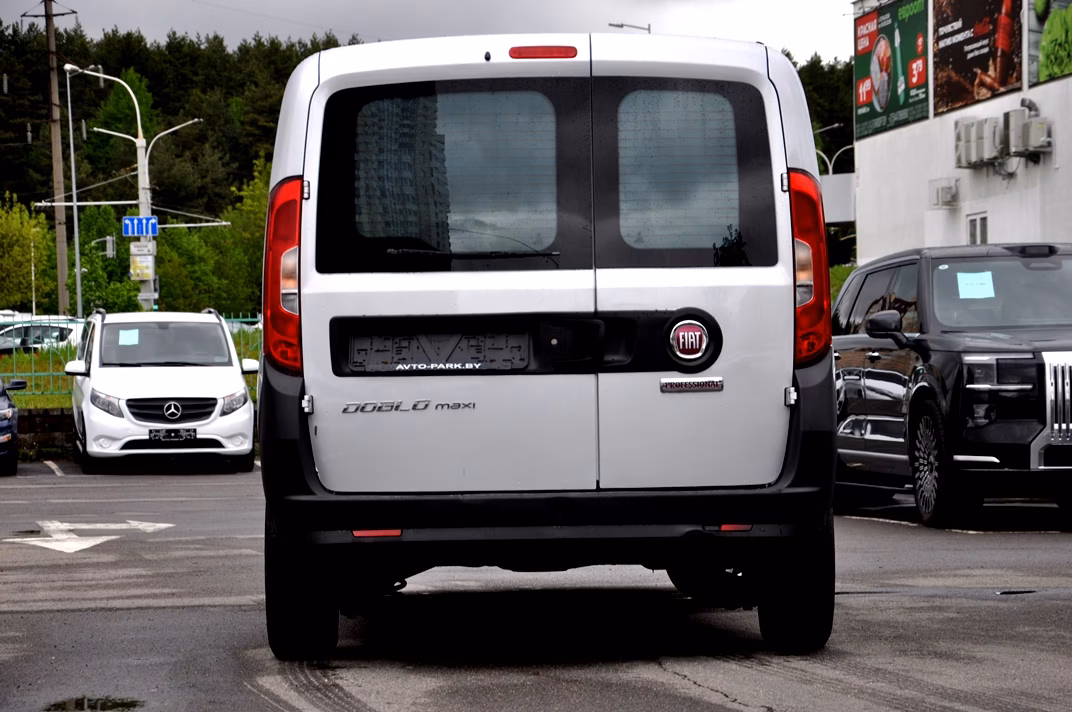Fiat Doblo фото 6