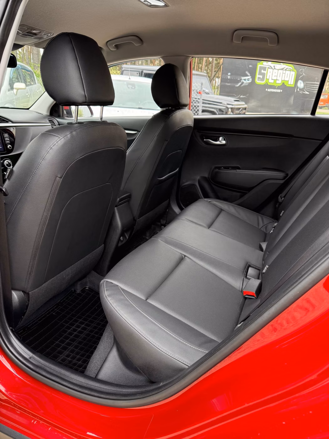 Kia Rio X (X-Line) фото 13