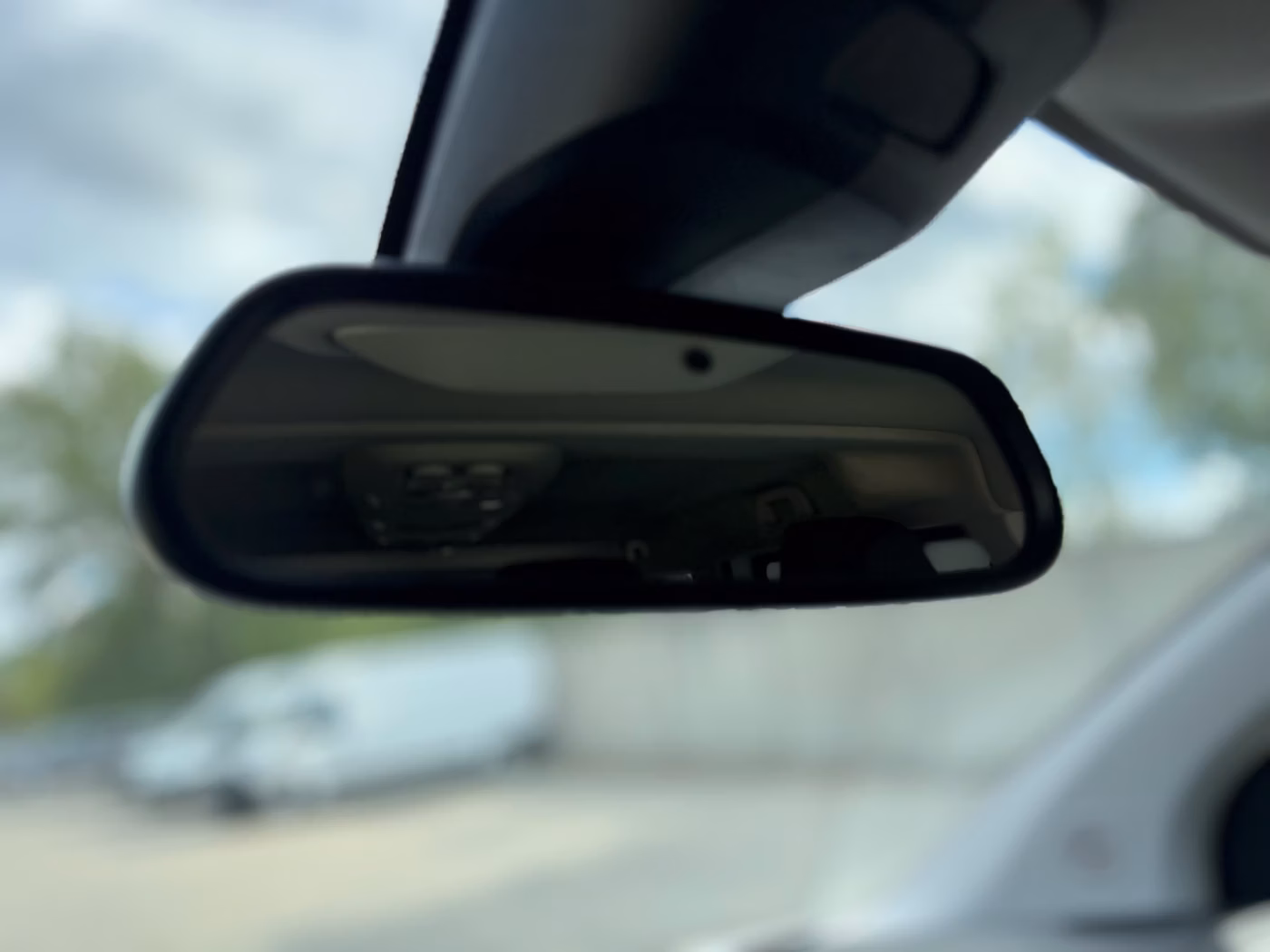 Peugeot Traveller фото 18