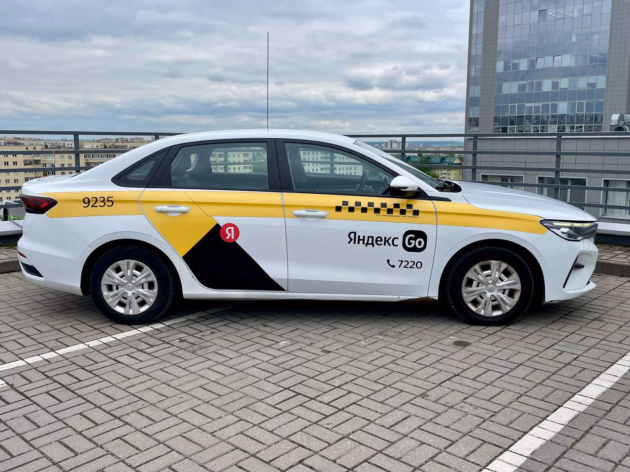 Geely Emgrand фото 4