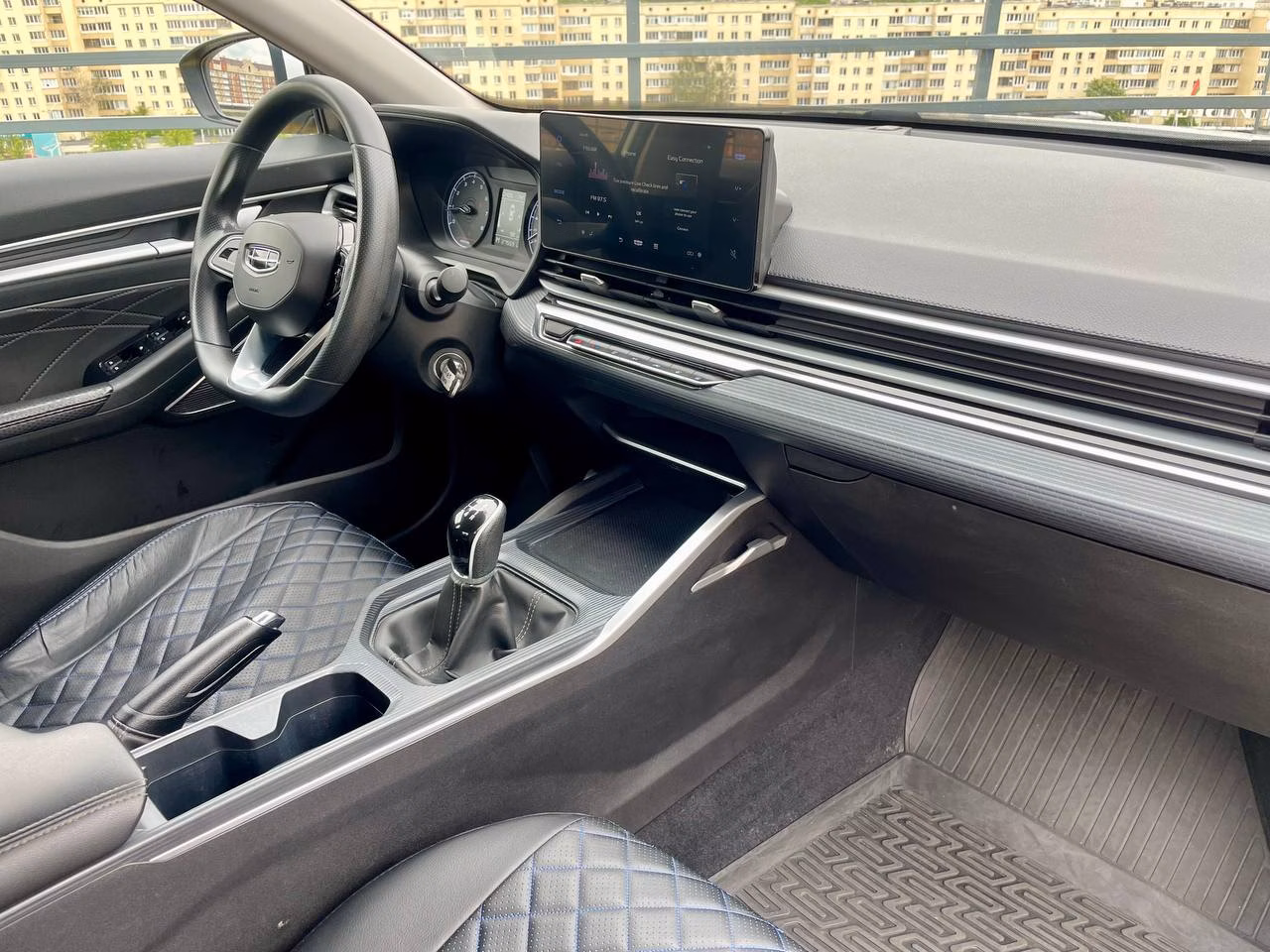 Geely Emgrand фото 12