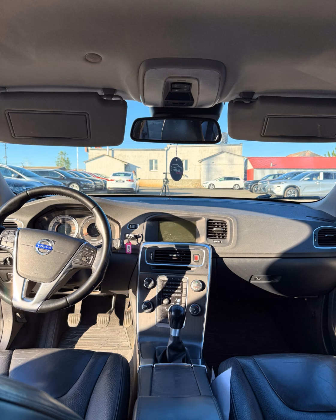 Volvo V60 фото 9