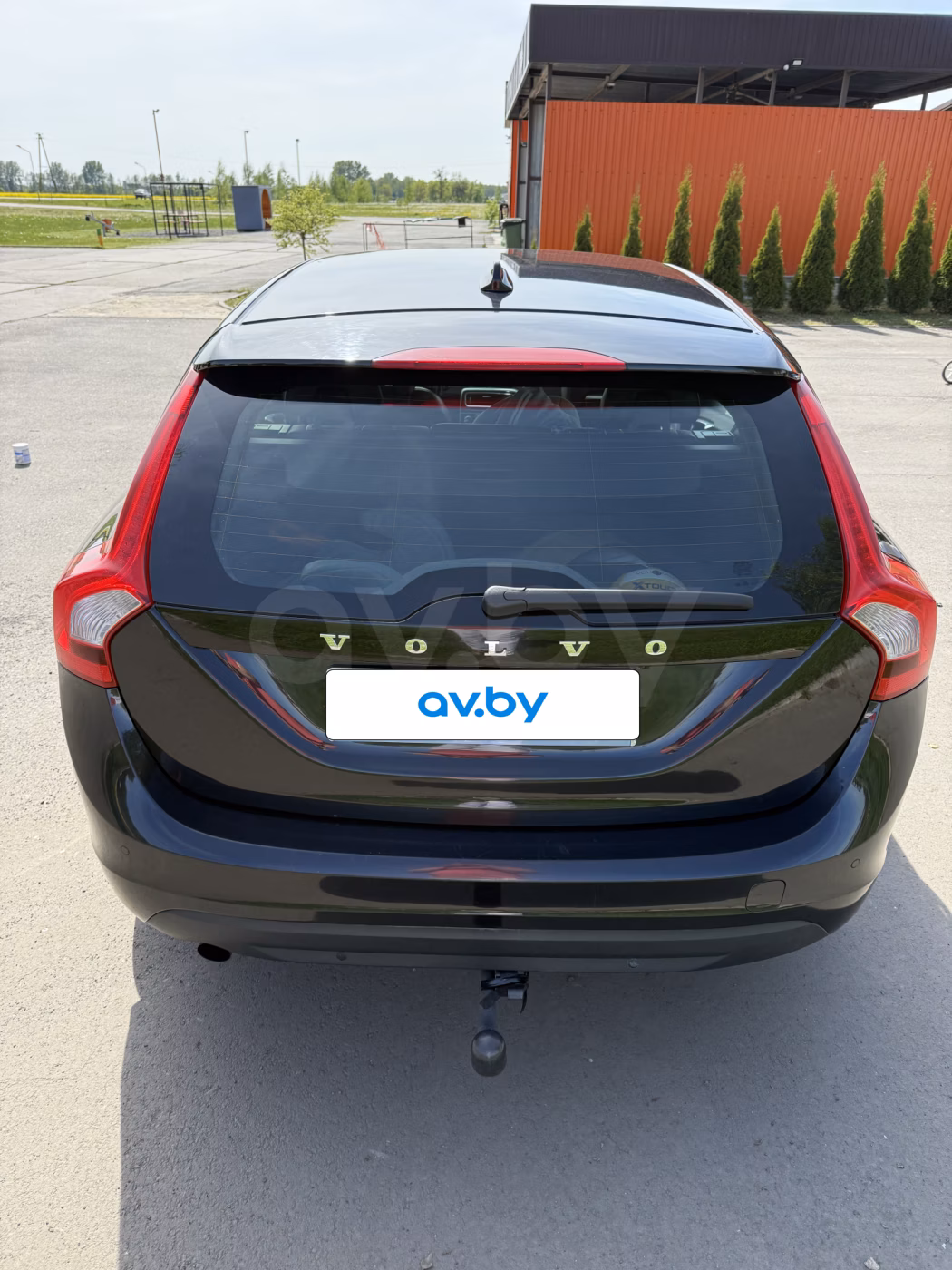 Volvo V60 фото 7