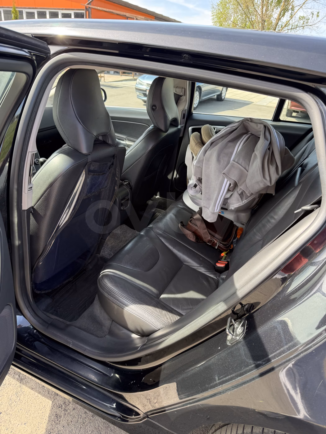 Volvo V60 фото 22