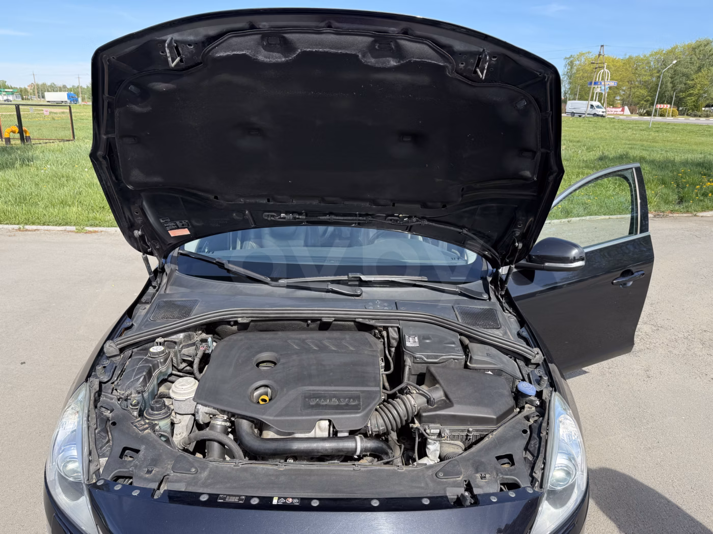 Volvo V60 фото 29