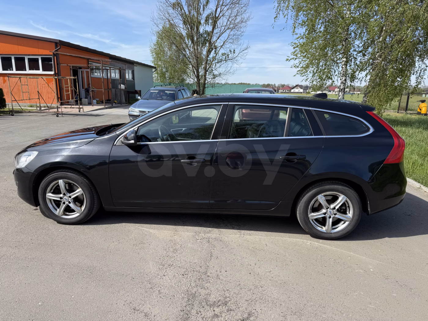 Volvo V60 фото 9