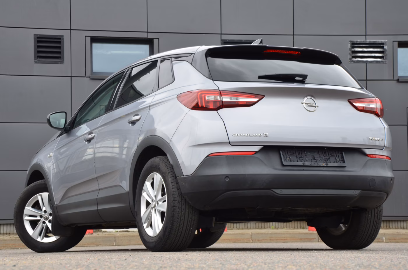 Opel Grandland X фото 9