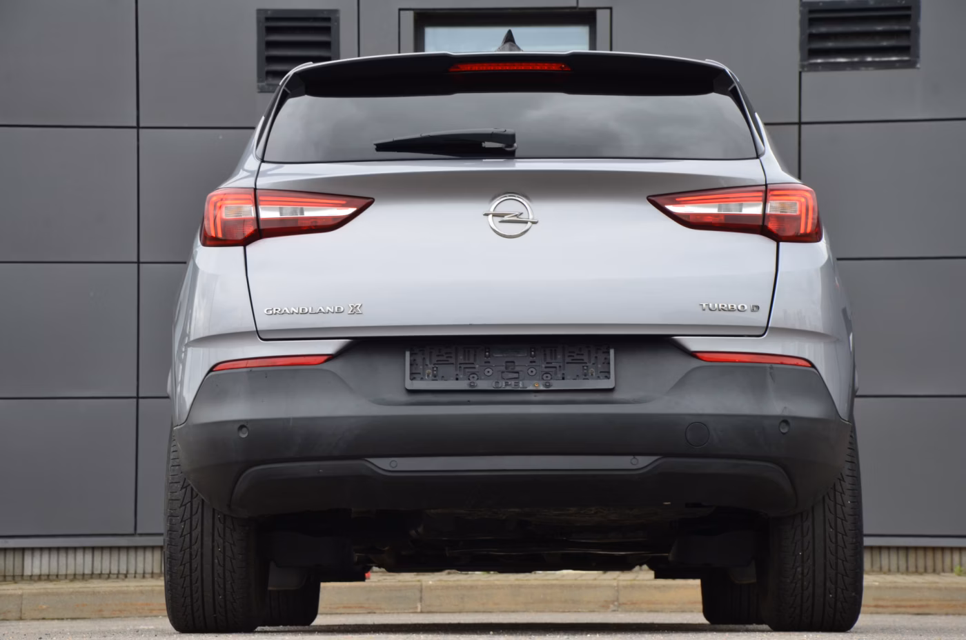 Opel Grandland X фото 10