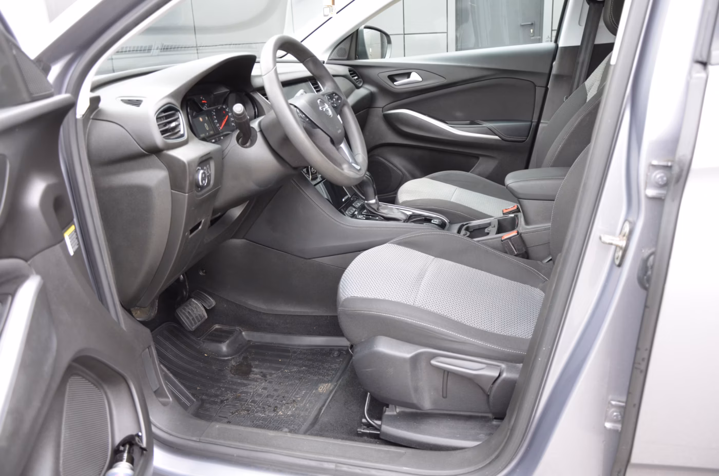 Opel Grandland X фото 15