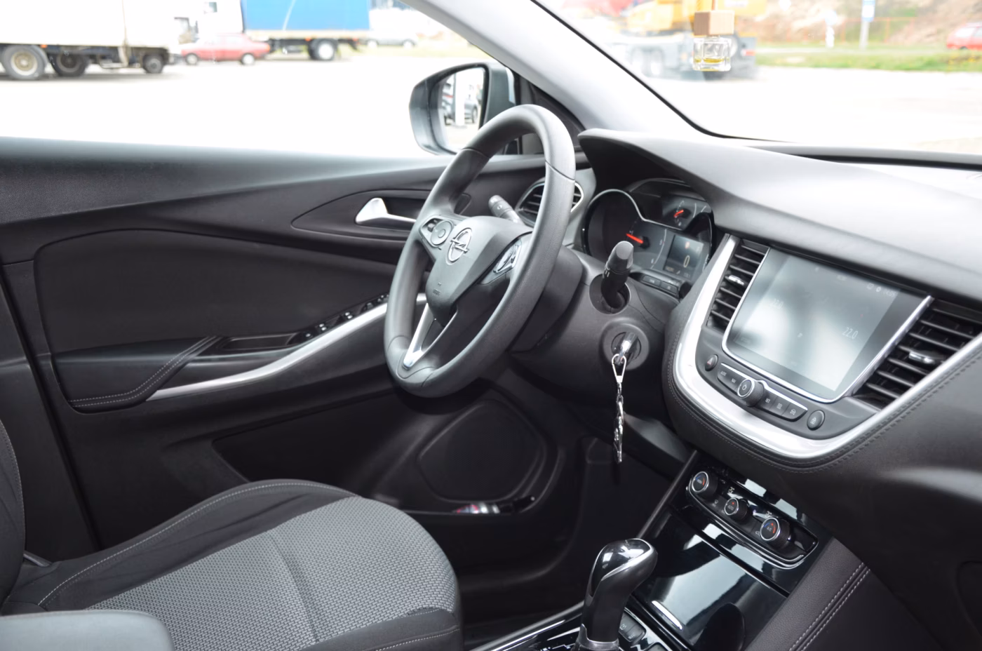 Opel Grandland X фото 24