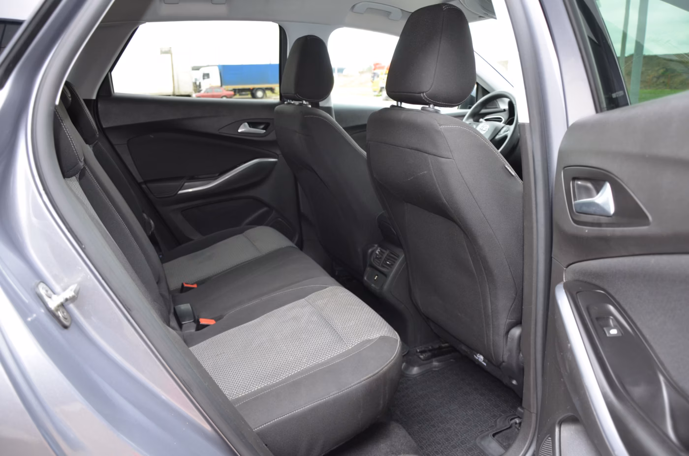 Opel Grandland X фото 25