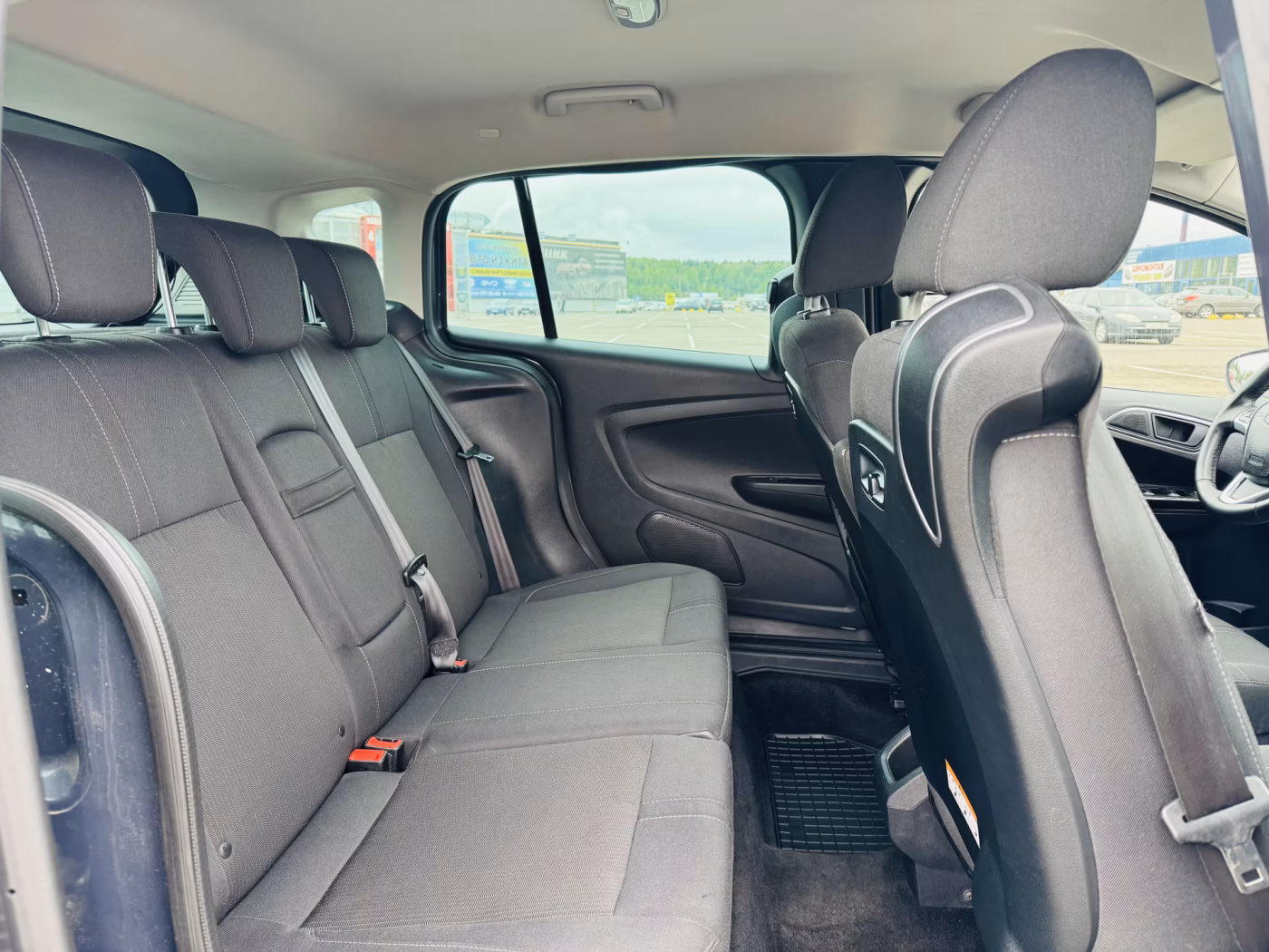 Ford B-MAX фото 7