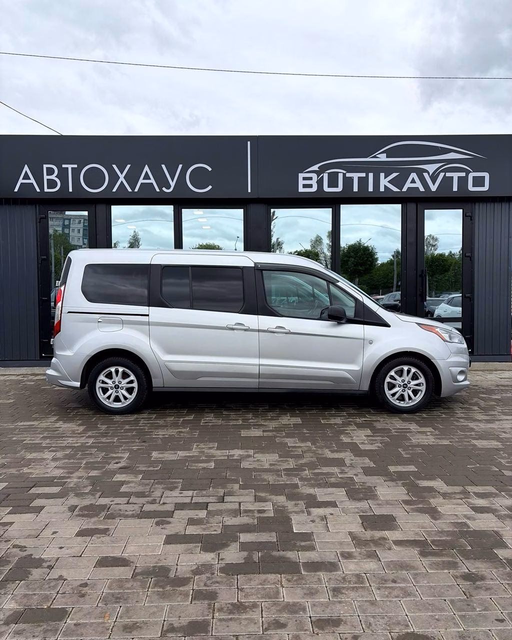 Ford Tourneo Connect фото 13