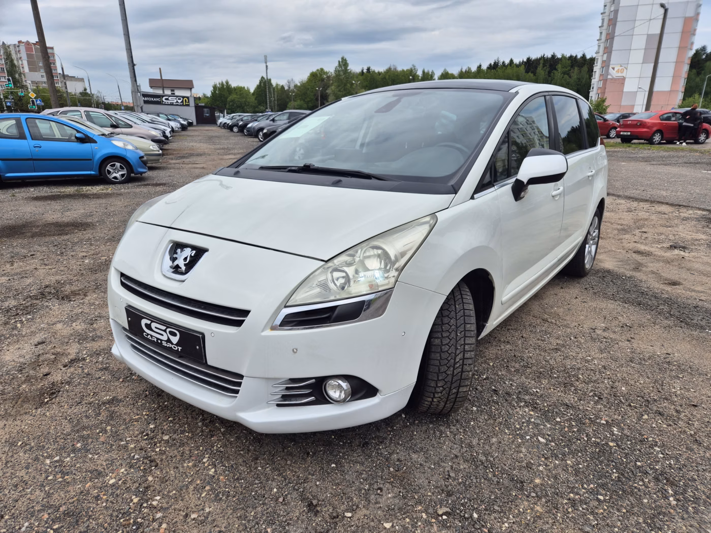 Peugeot 5008 фото 6