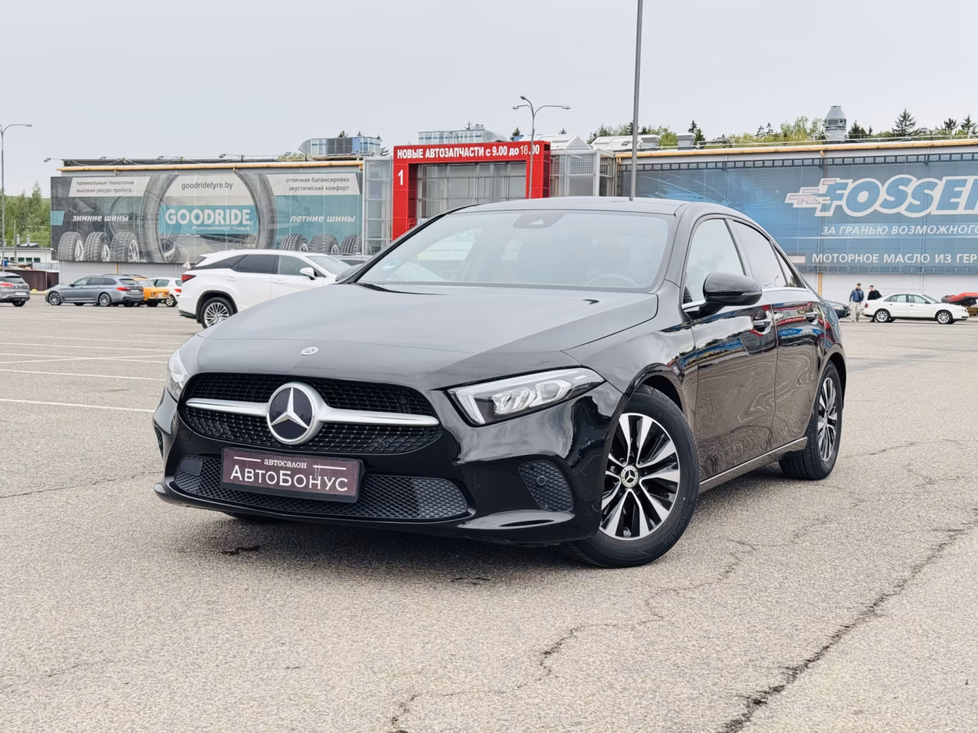 W177, V177
