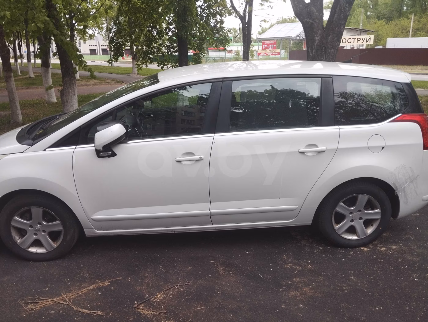 Peugeot 5008 фото 9