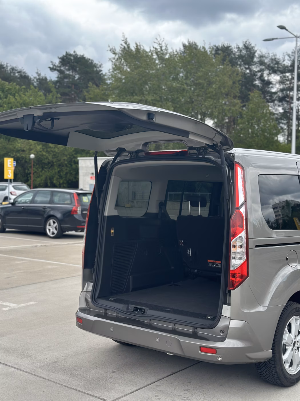 Ford Tourneo Connect фото 15