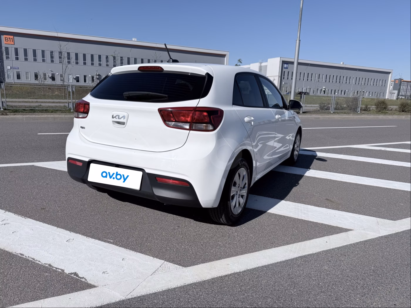 Kia Rio фото 9
