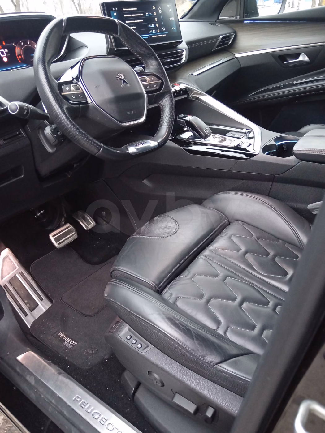 Peugeot 5008 фото 25