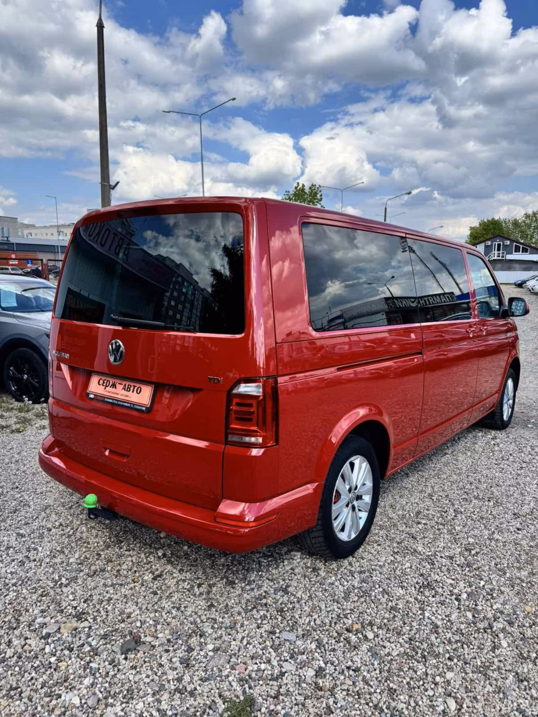 Volkswagen Multivan фото 7