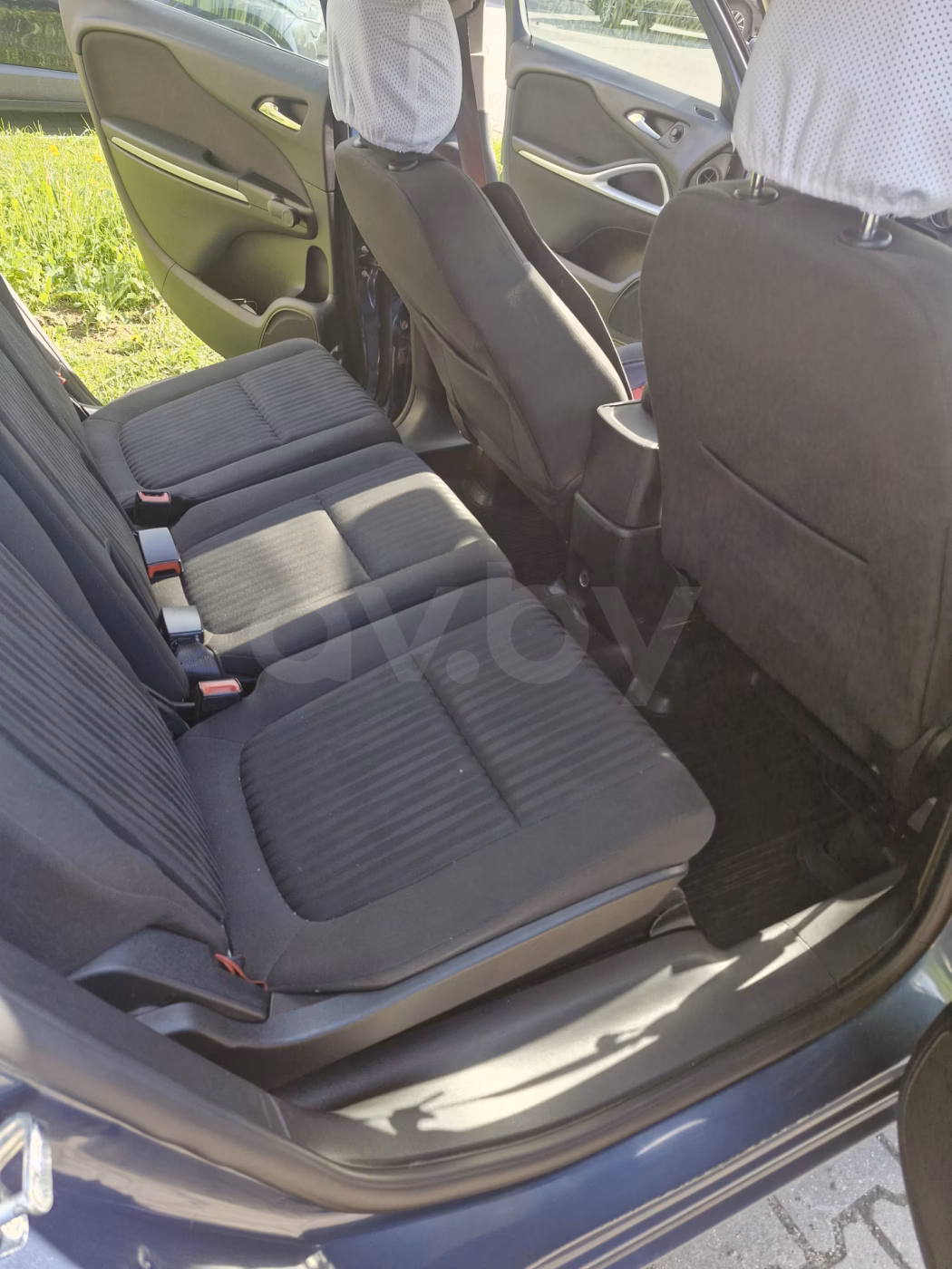 Opel Zafira фото 8