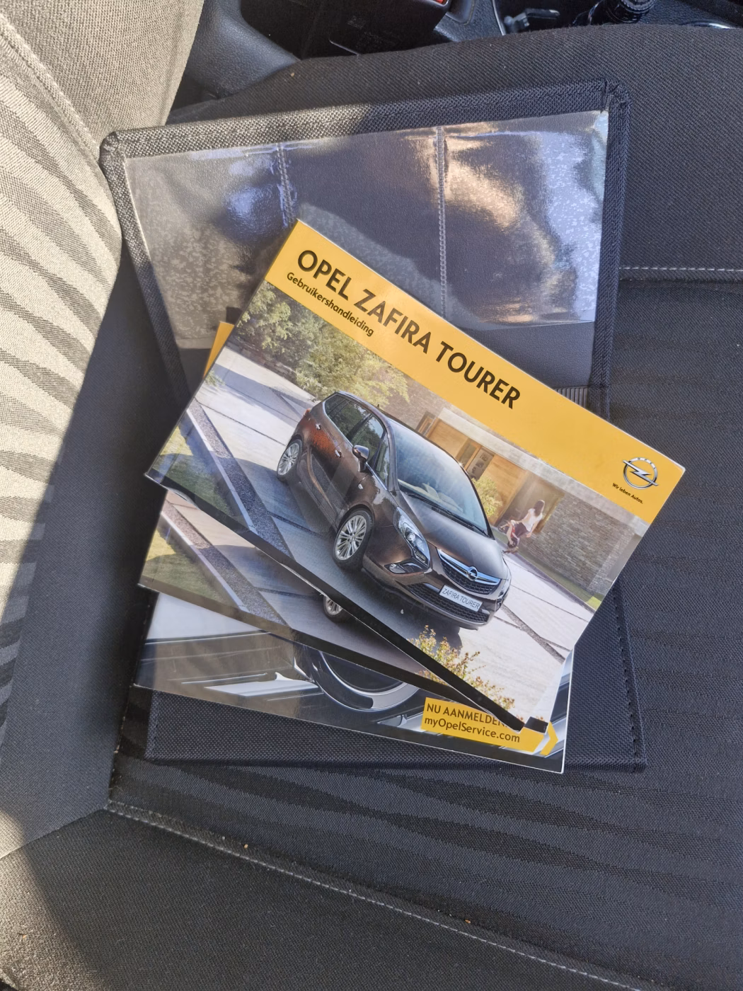Opel Zafira фото 12